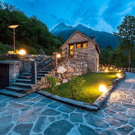 Baita Athili - Villaggio Dei Crodini 克罗多 外观 照片