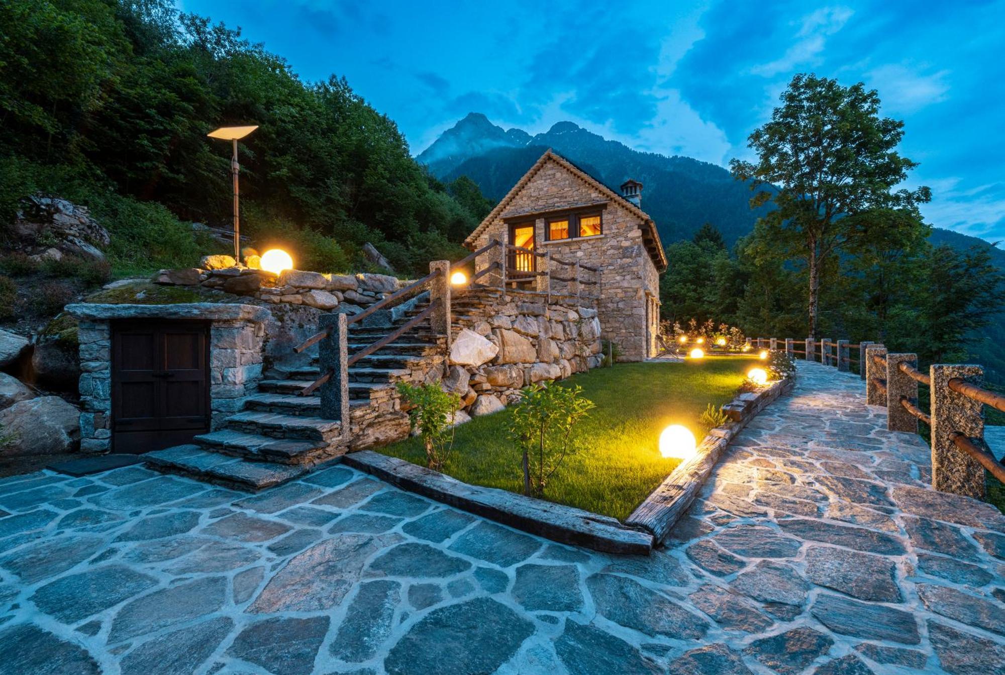 Baita Athili - Villaggio Dei Crodini 克罗多 外观 照片